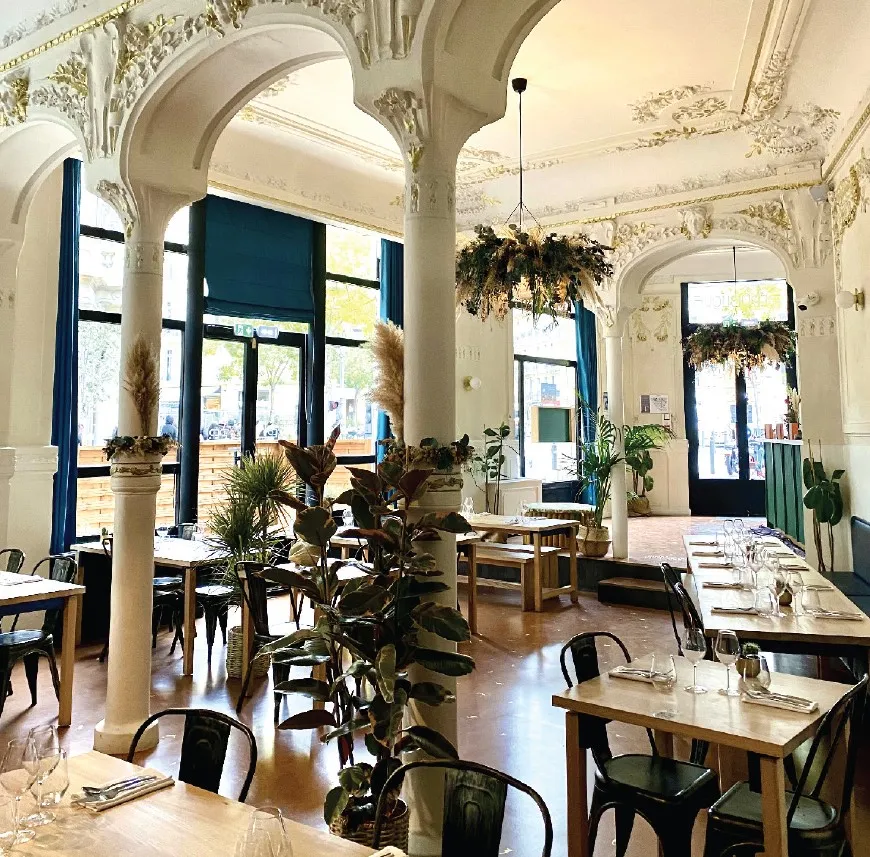 restaurant solidaire république